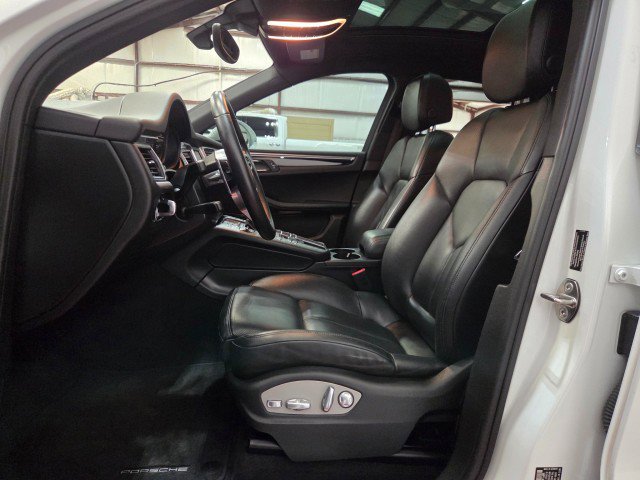 Used 2016 Porsche Macan S AWD/4WD image 5