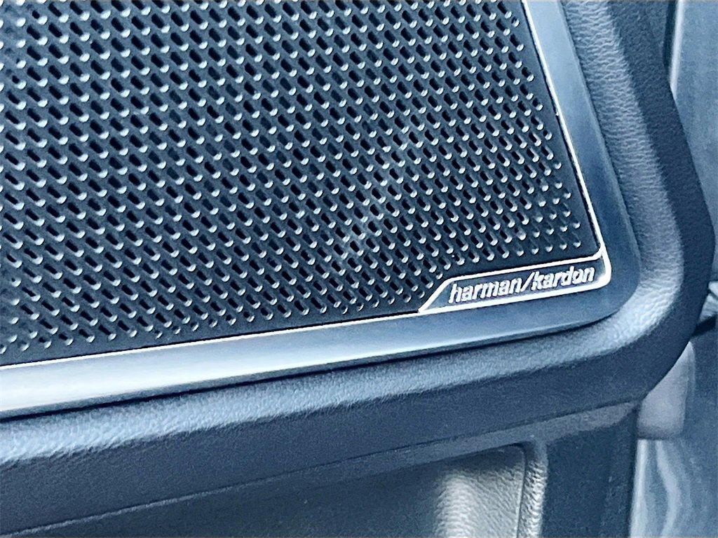 Used 2022 Kia Telluride SX w/ SX Prestige Package image 19