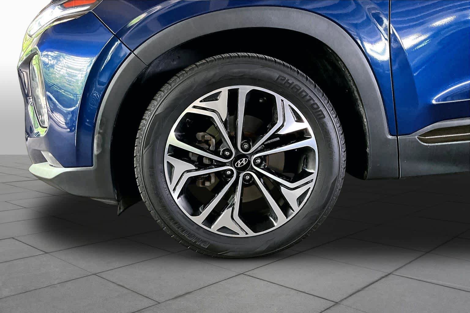 Used 2020 Hyundai Santa Fe Limited FWD image 10