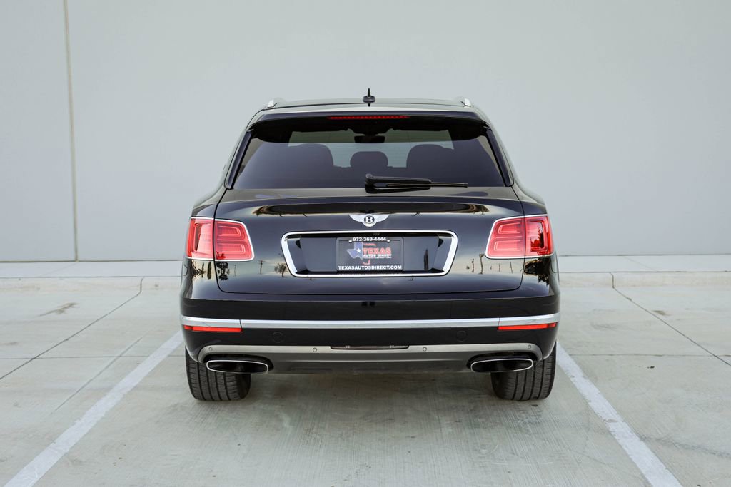 Used 2018 Bentley Bentayga image 6
