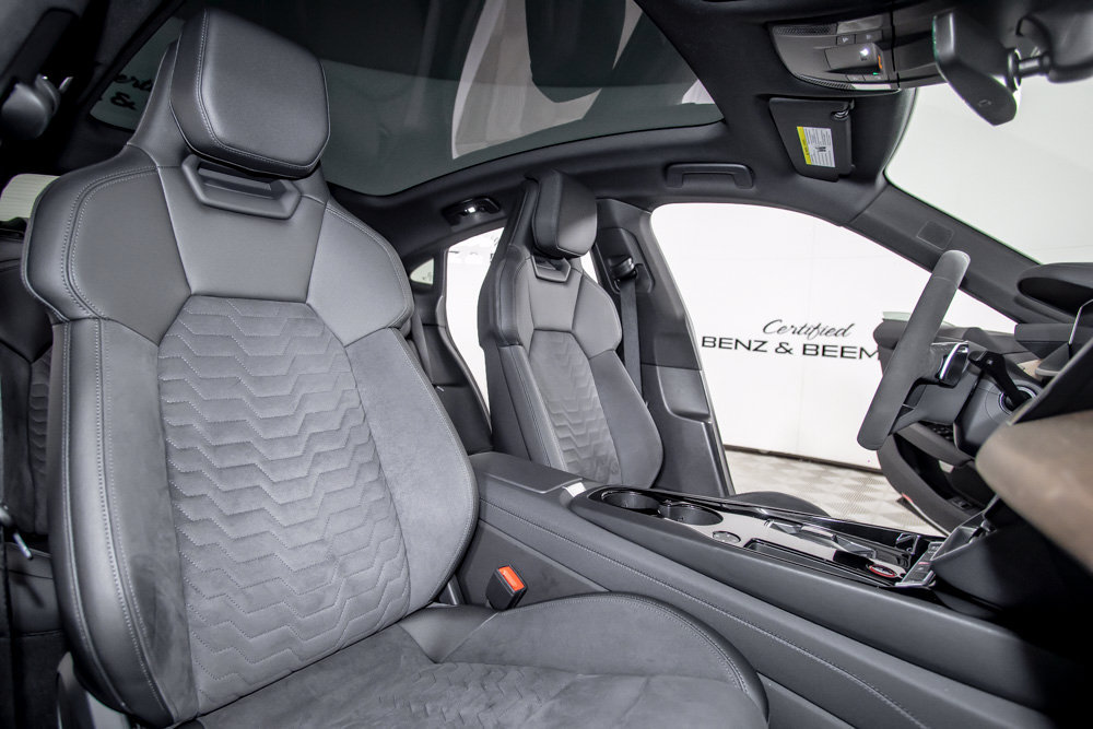 Used 2023 Audi e-tron GT Premium Plus AWD/4WD image 16