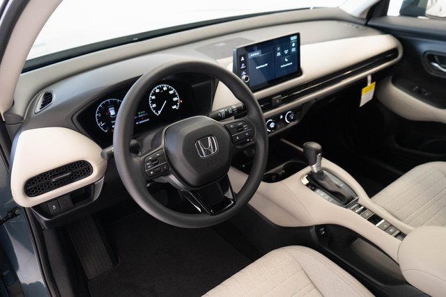 New 2026 Honda HR-V LX image 3