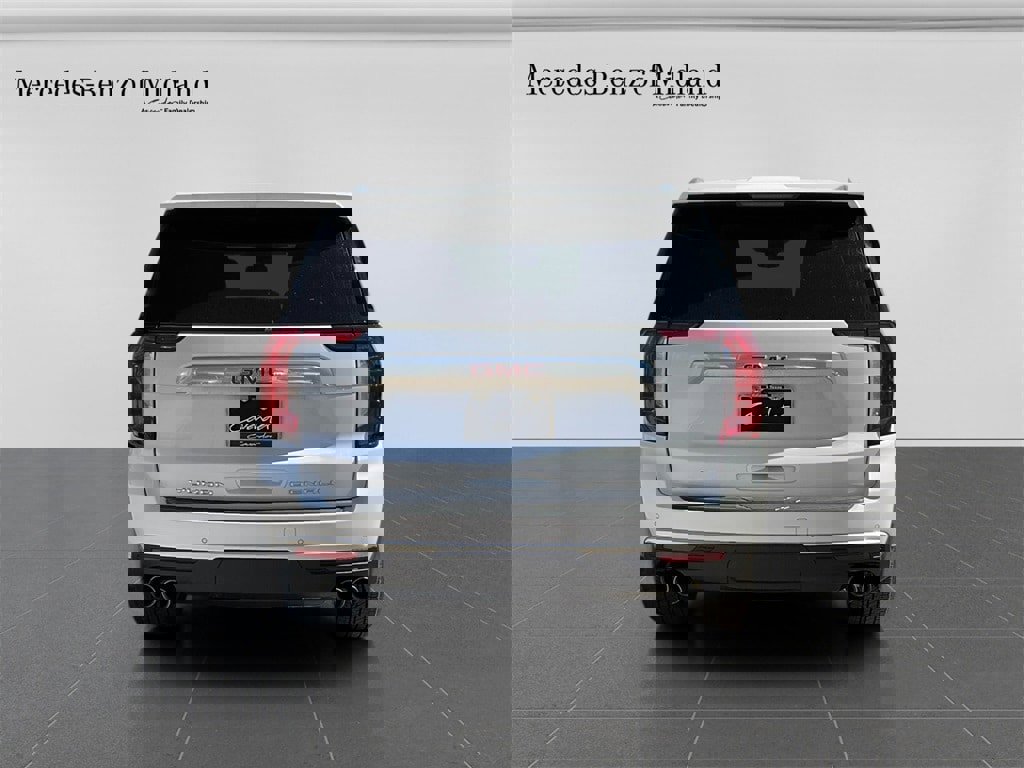 Used 2024 GMC Yukon XL Denali w/ Max Trailering Package image 5
