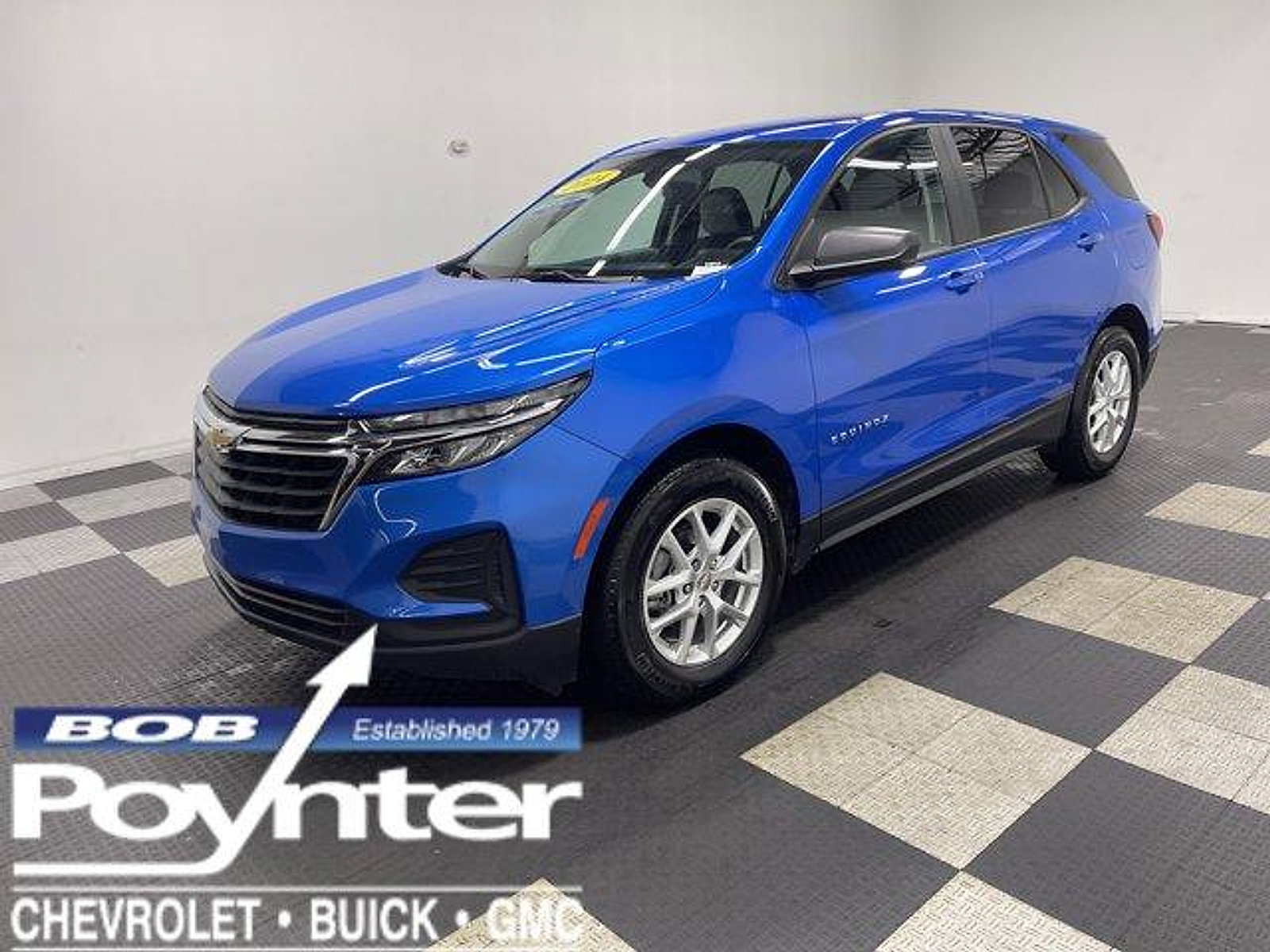 Used 2024 Chevrolet Equinox LS w/ LS Convenience Package FWD image 1