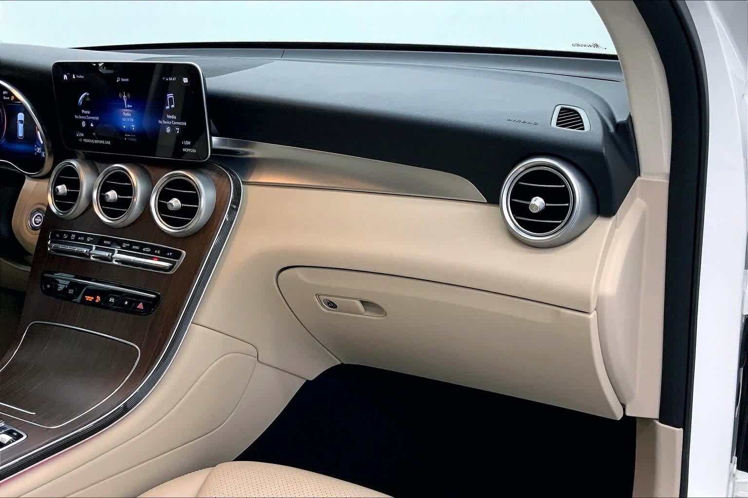 Certified 2022 Mercedes-Benz GLC 300 image 15