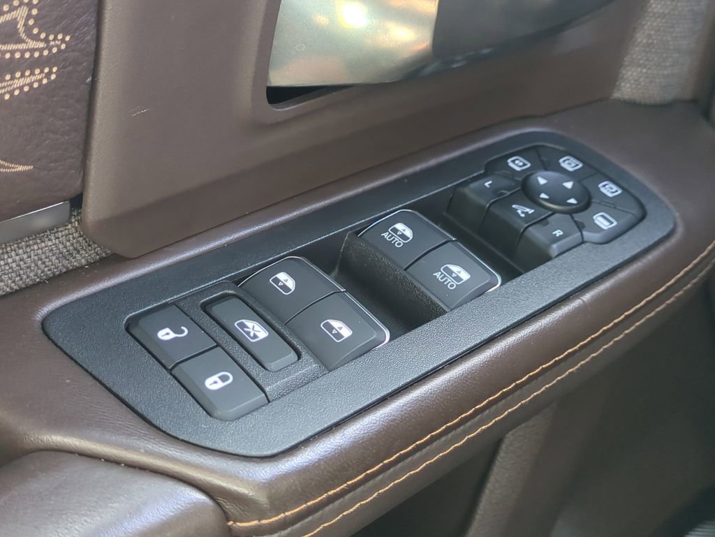 Used 2025 RAM 2500 Limited image 25