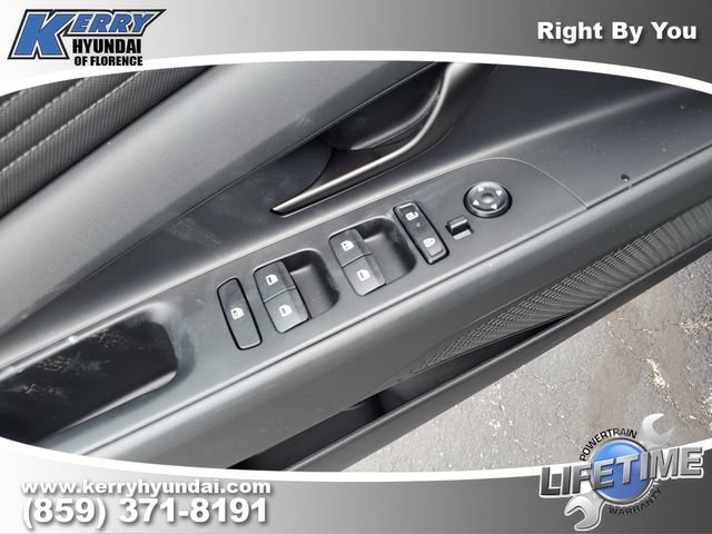New 2026 Hyundai Elantra Sport FWD image 19