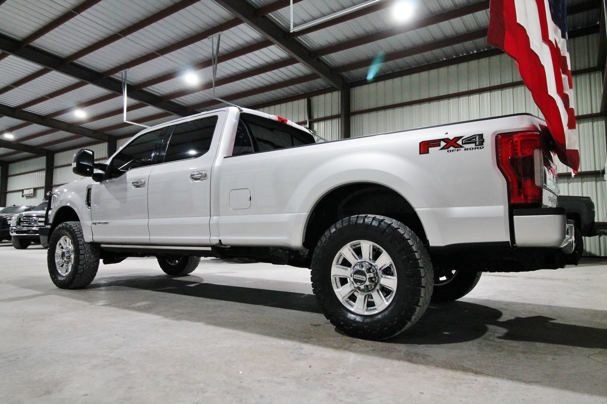 Used 2019 Ford F350 Platinum w/ Platinum Ultimate Package AWD/4WD image 8