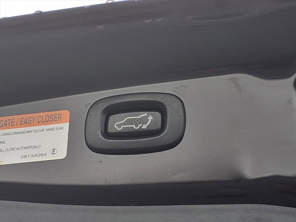 Used 2020 Mitsubishi Outlander SEL image 26