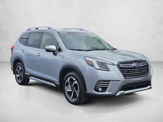 Used 2023 Subaru Forester Touring image 3