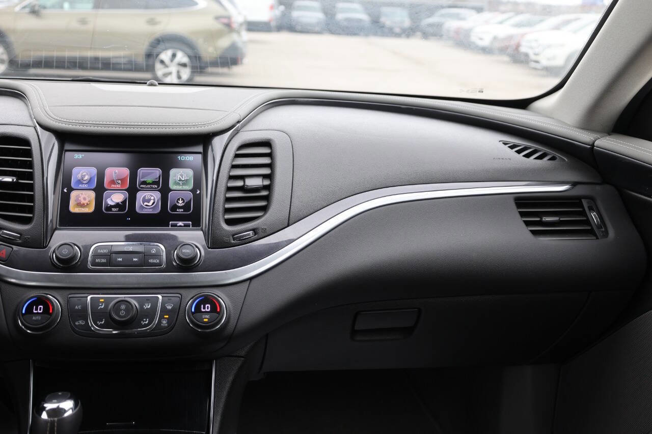 Used 2018 Chevrolet Impala LT FWD image 24