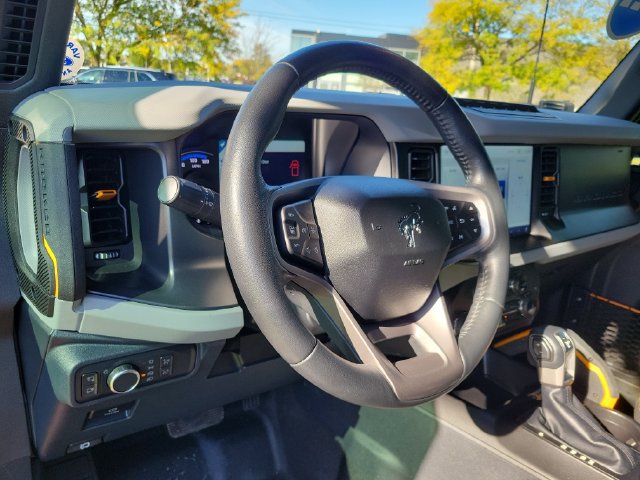 Used 2022 Ford Bronco Badlands w/ Sasquatch Package AWD/4WD image 15