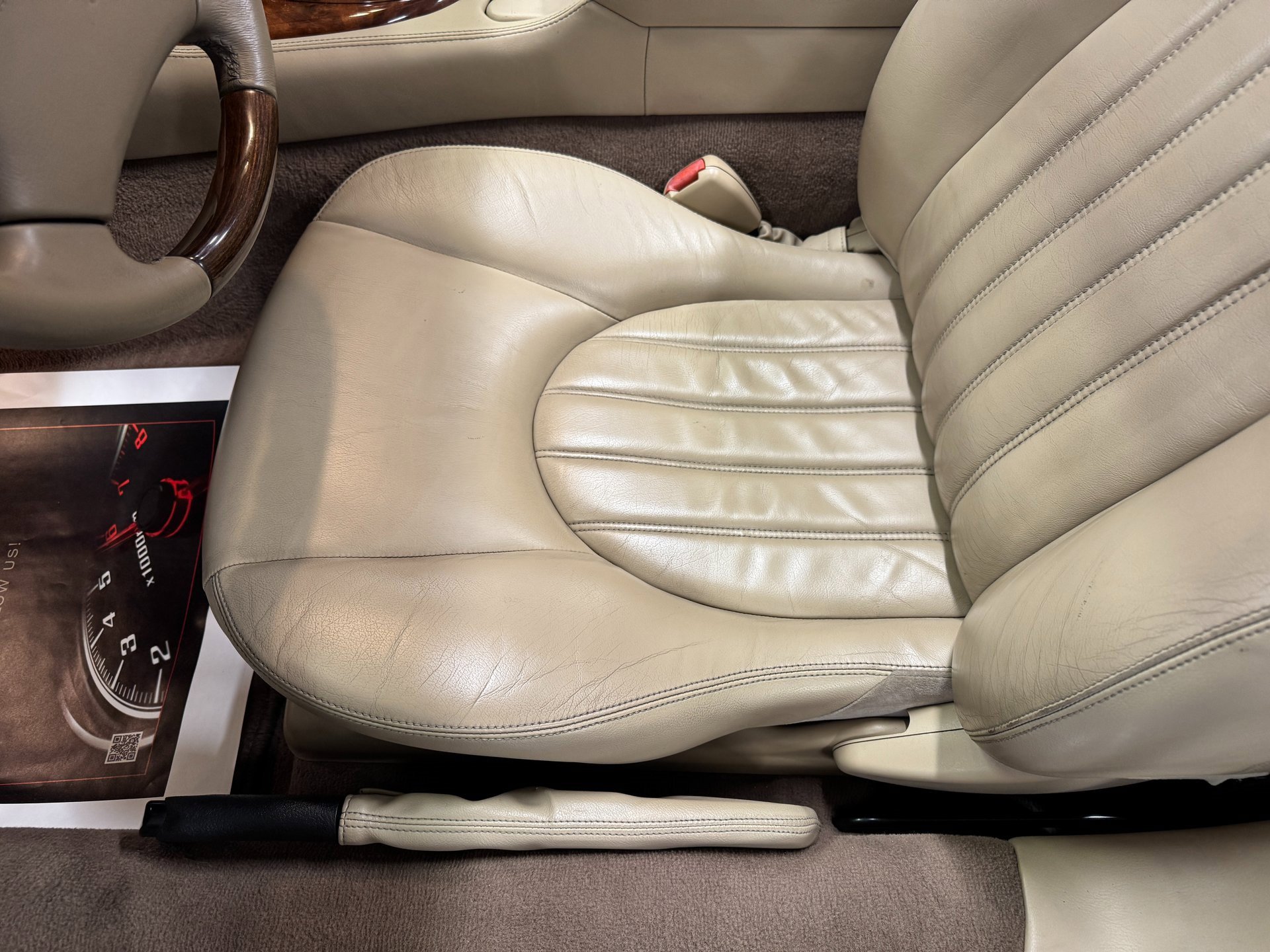 Used 2003 Jaguar XK8 Convertible image 10