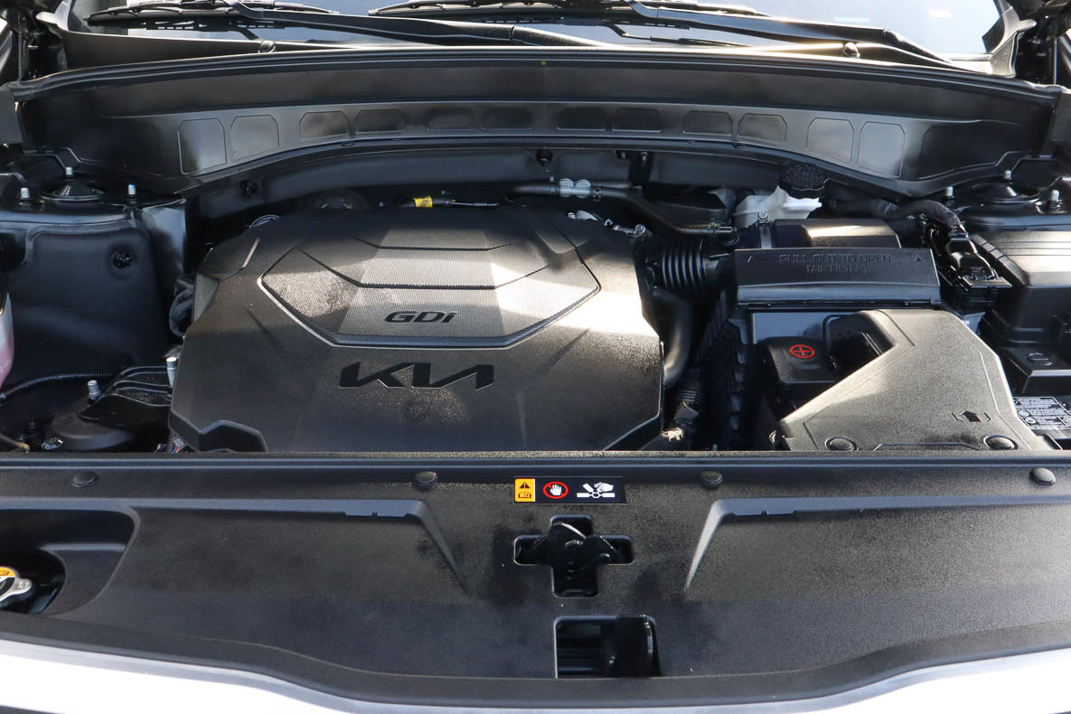 Used 2025 Kia Telluride S AWD/4WD image 18