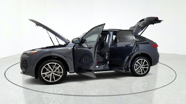 Used 2026 Audi Q5 Premium Plus AWD/4WD image 14