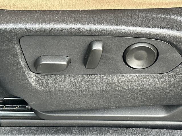 Used 2024 Chevrolet Tahoe Premier image 16