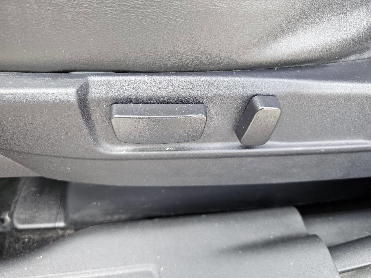 Used 2018 Mitsubishi Outlander GT image 16