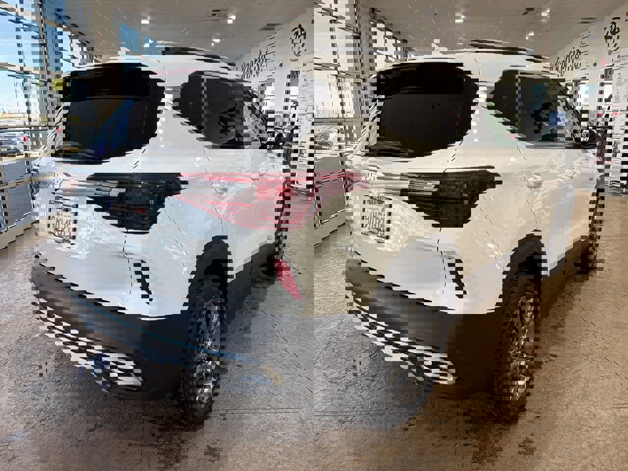 Used 2023 Kia Seltos S image 2