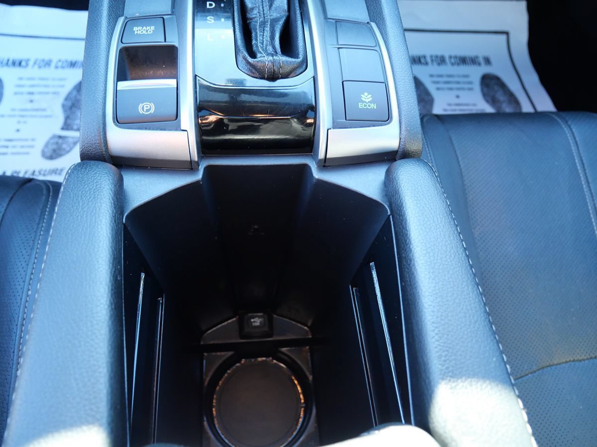 Used 2018 Honda Civic EX-L image 12