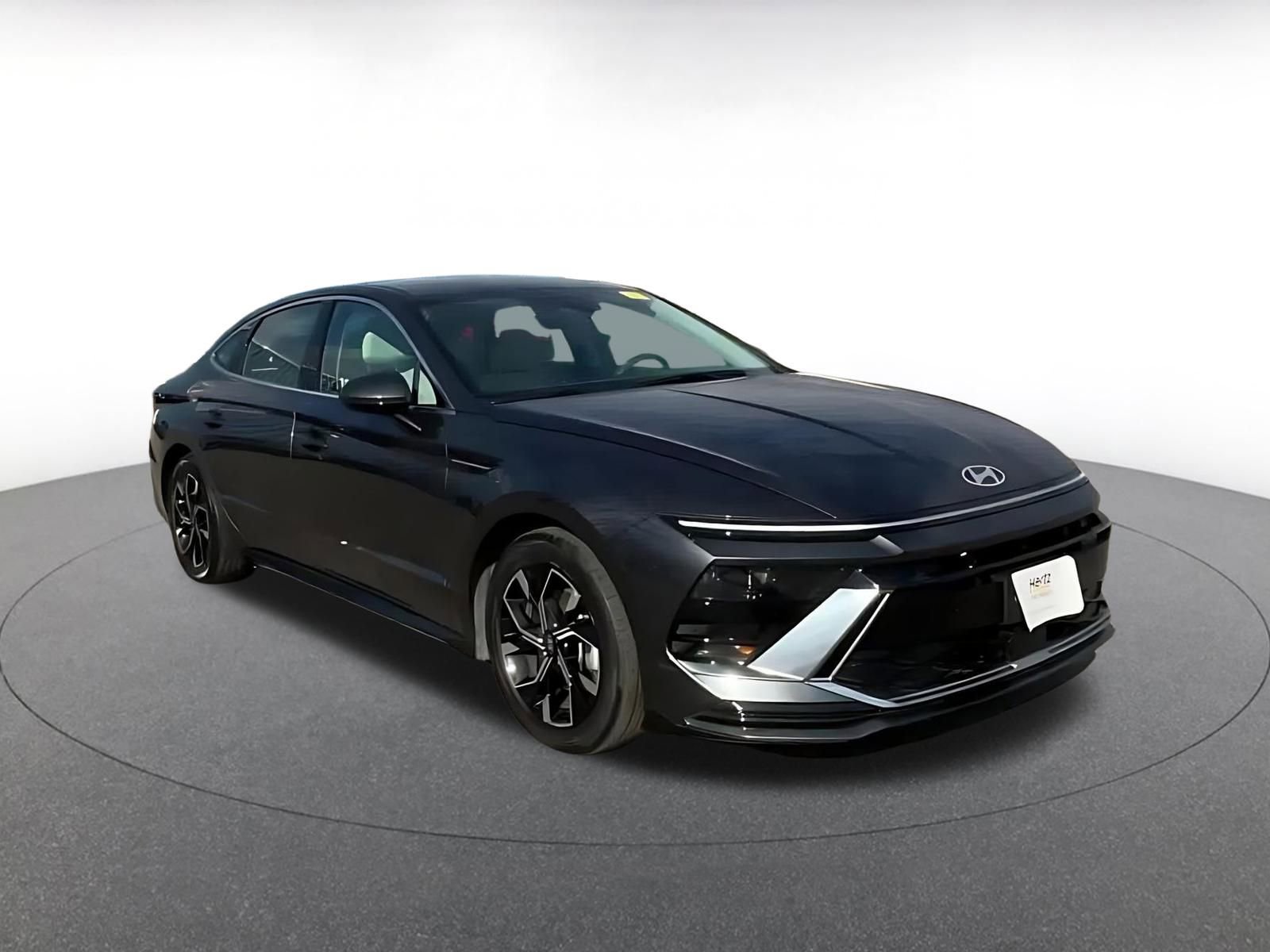 Used 2025 Hyundai Sonata SEL image 2