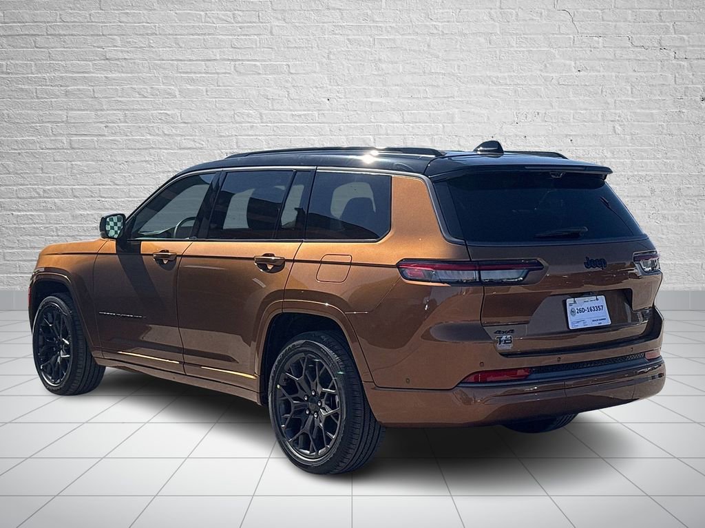 New 2026 Jeep Grand Cherokee L Summit AWD/4WD image 3