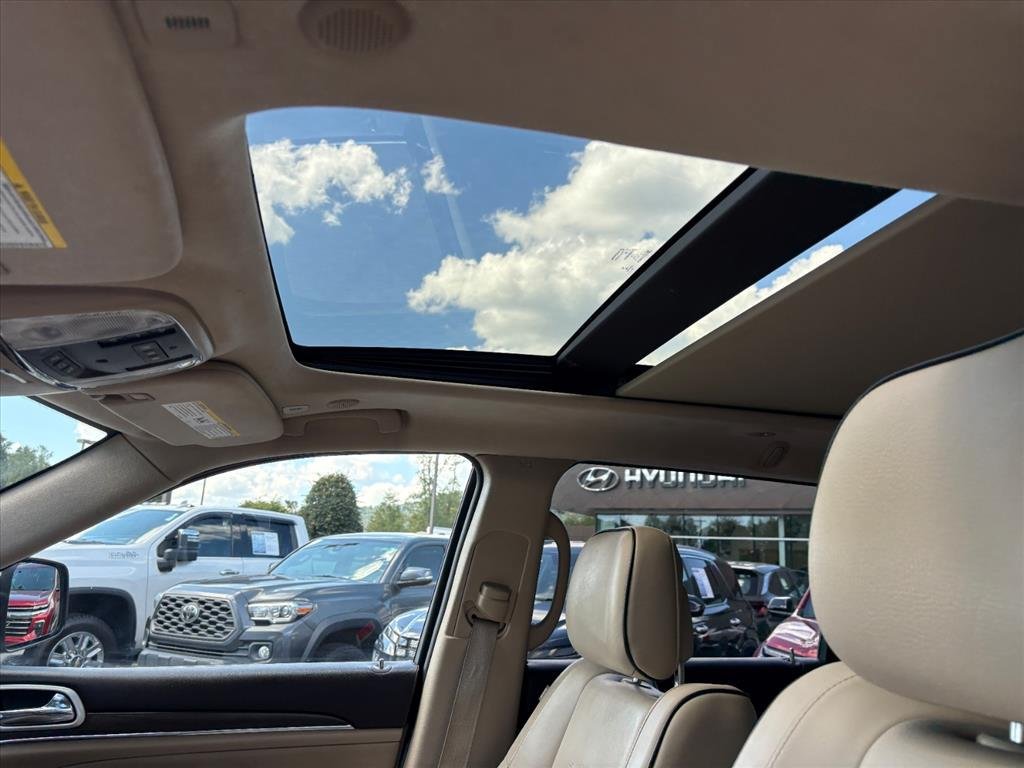 Used 2021 Jeep Grand Cherokee Summit AWD/4WD image 12