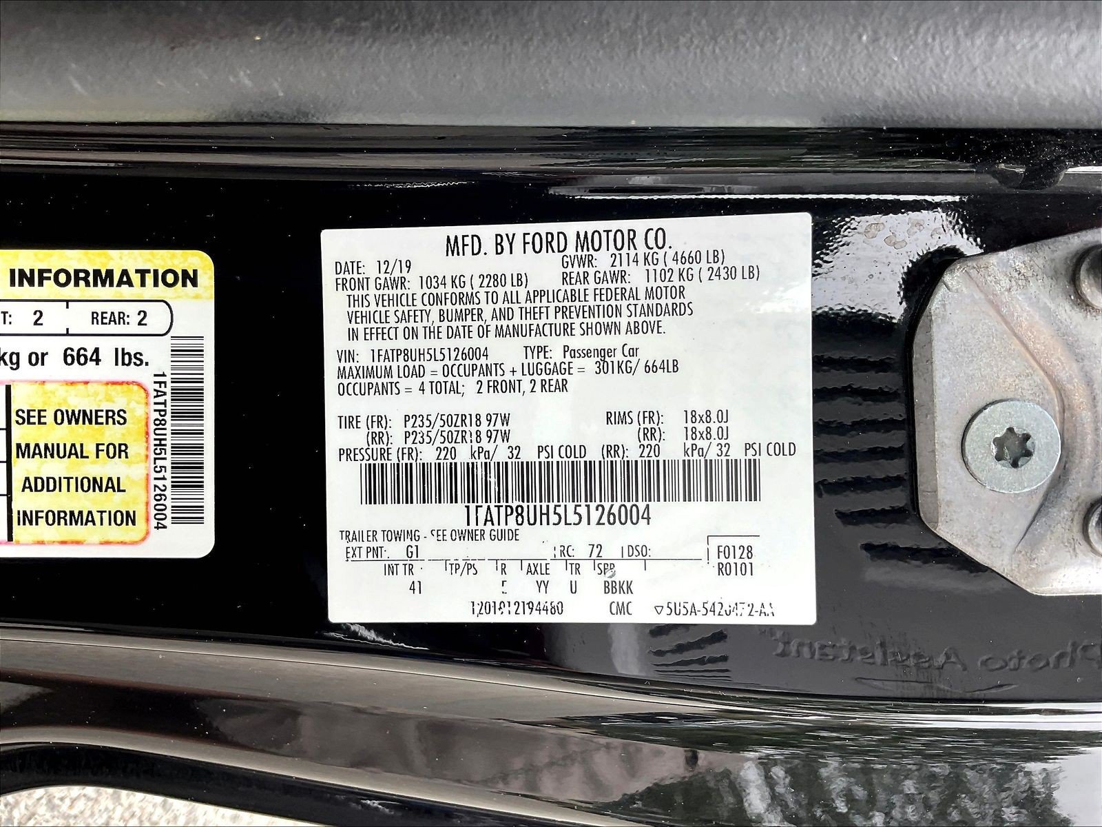 Used 2020 Ford Mustang Premium RWD image 17