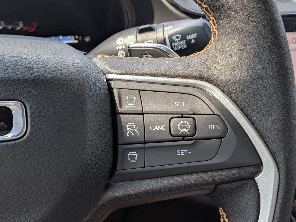 New 2026 Jeep Grand Cherokee L Limited AWD/4WD image 24