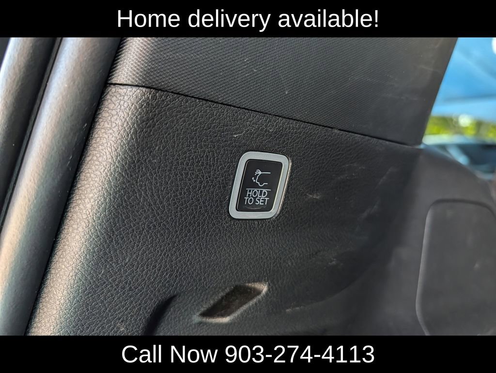 Used 2024 Jeep Wagoneer L Series II w/ Flexible Seating Group image 30