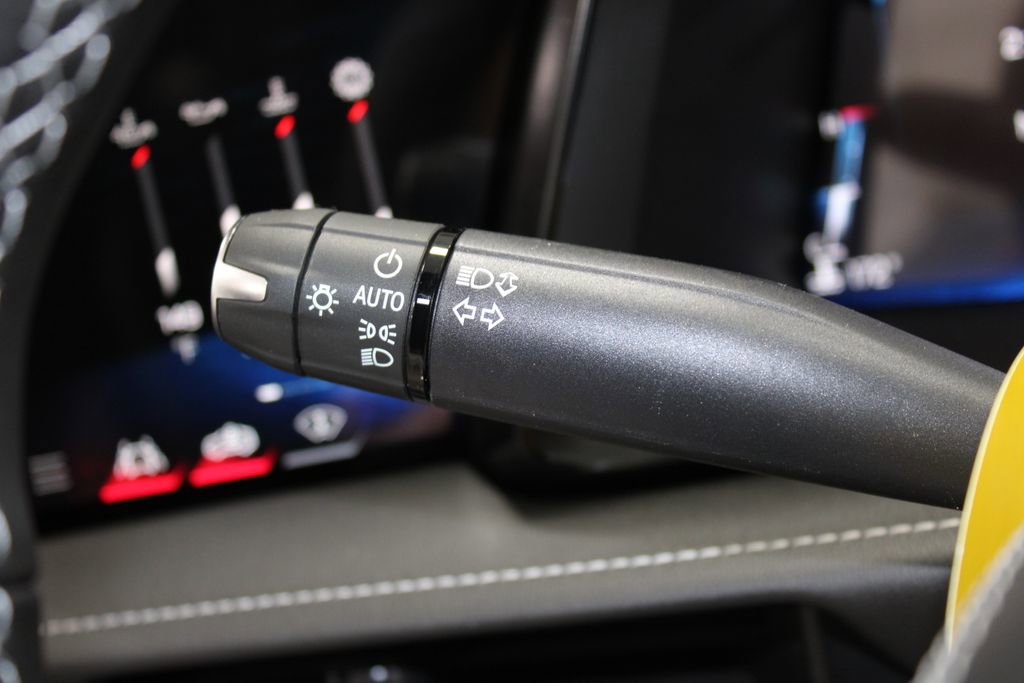 New 2026 Chevrolet Corvette Stingray Preferred Cpe w/ 2LT image 32