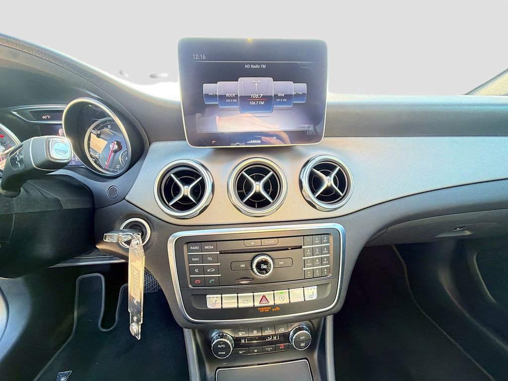 Used 2020 Mercedes-Benz GLA 250 GLA 250 image 28