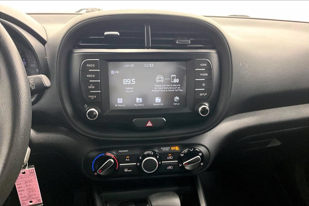 Used 2020 Kia Soul S FWD image 28
