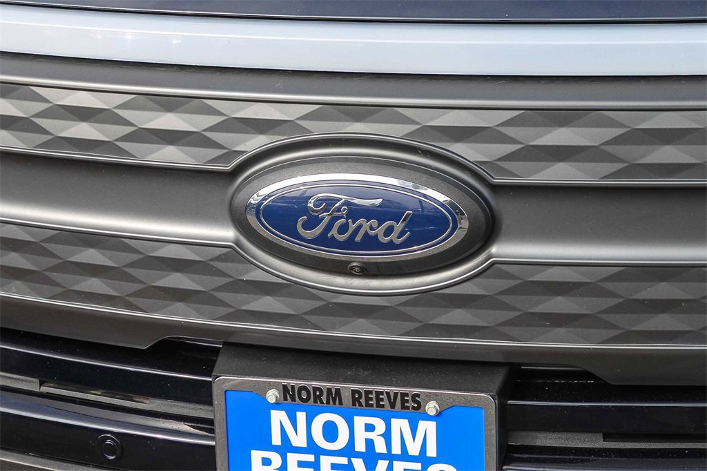 Used 2022 Ford F150 Lightning Lariat w/ Equipment Group 511A High image 6