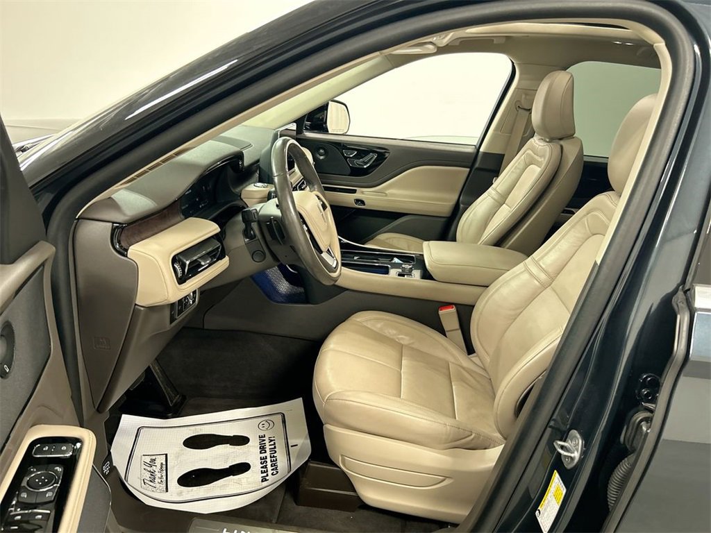 Used 2023 Lincoln Aviator Reserve w/ Elements Package Plus image 9
