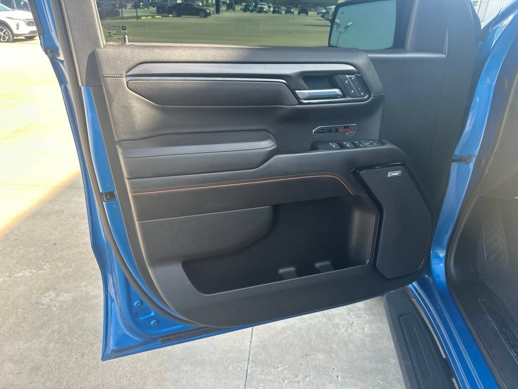 Used 2022 GMC Sierra 1500 AT4 w/ AT4 Premium Package AWD/4WD image 7
