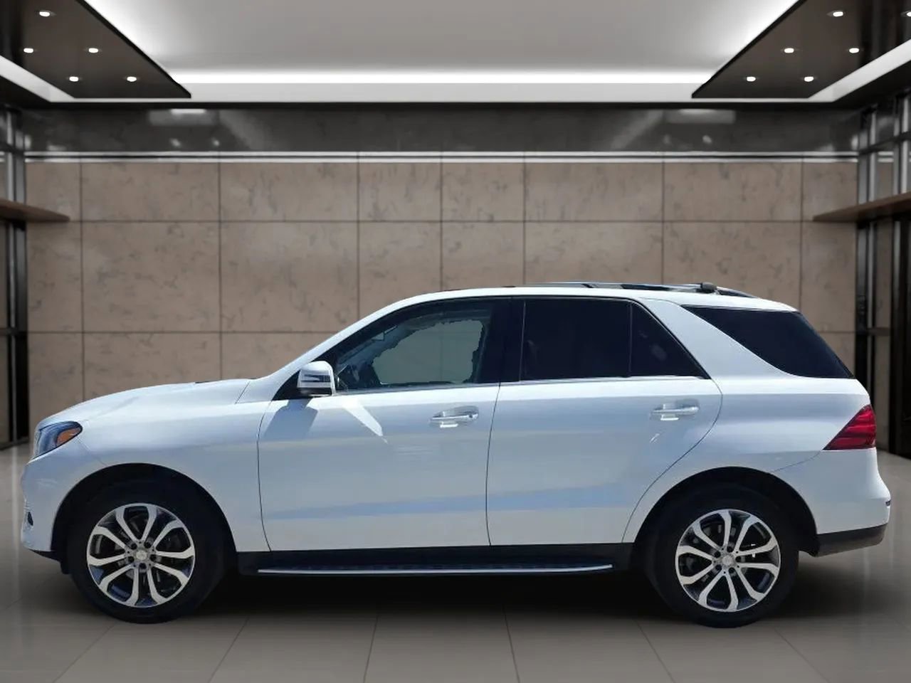 Used 2016 Mercedes-Benz GLE 350 4MATIC image 5