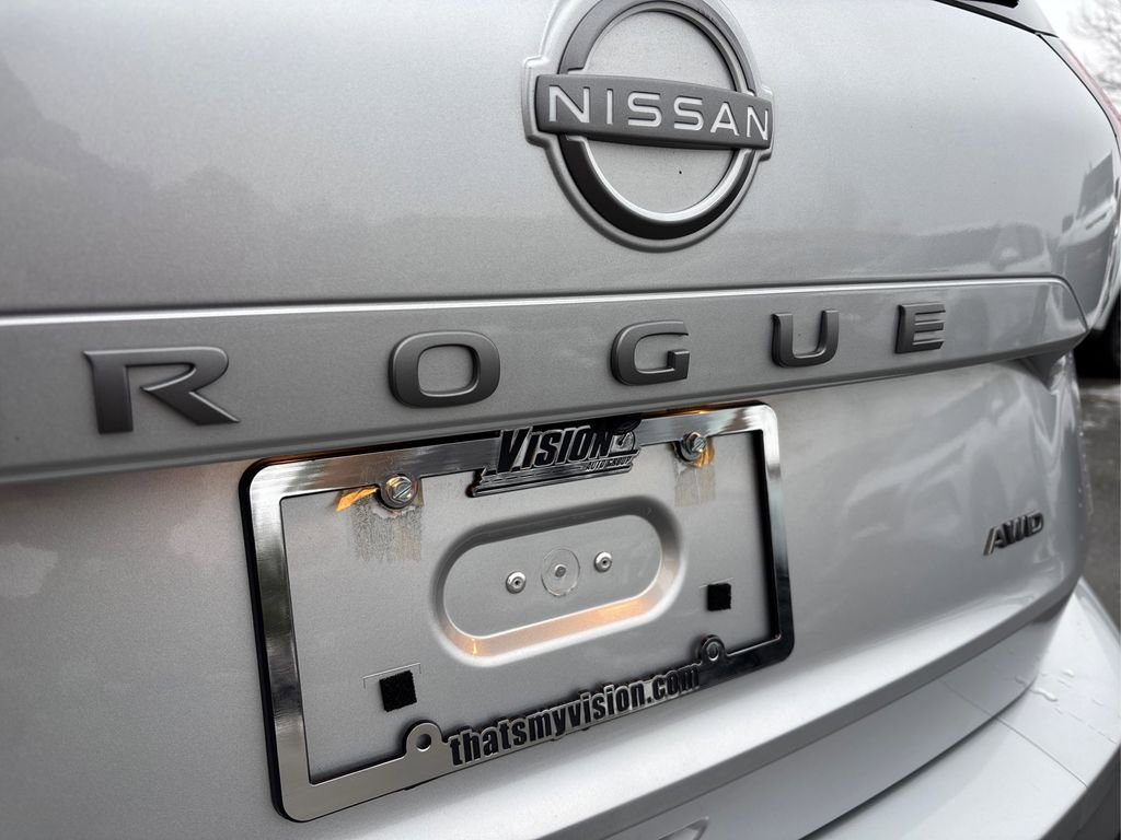 Certified 2025 Nissan Rogue S image 14