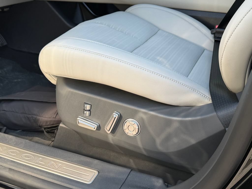 New 2026 Lincoln Nautilus Reserve AWD/4WD image 24