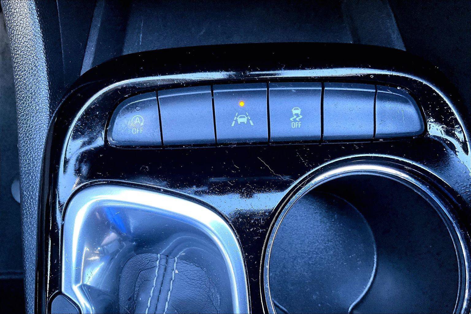Used 2021 Buick Encore GX Select FWD image 35