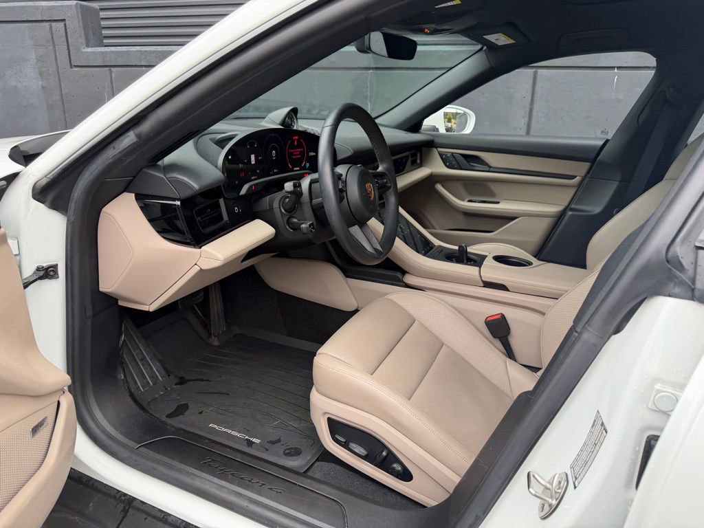 Certified 2022 Porsche Taycan 4 Cross Turismo image 4