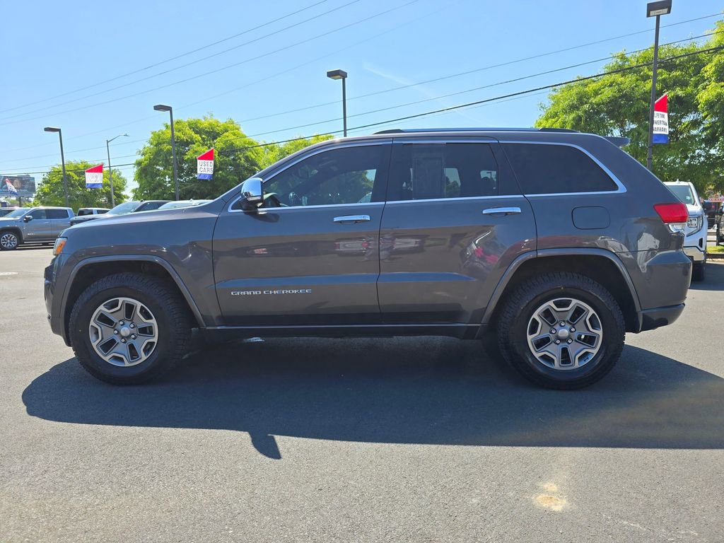 Used 2014 Jeep Grand Cherokee Overland w/ Advanced Technology Group AWD/4WD image 6