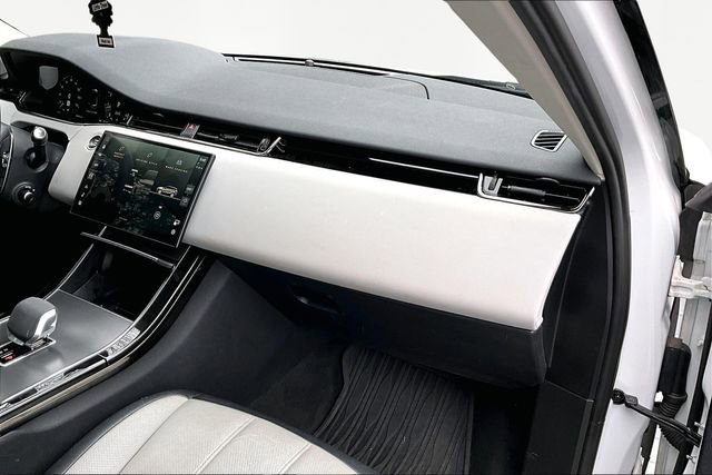 Used 2024 Land Rover Range Rover Evoque Dynamic SE image 18