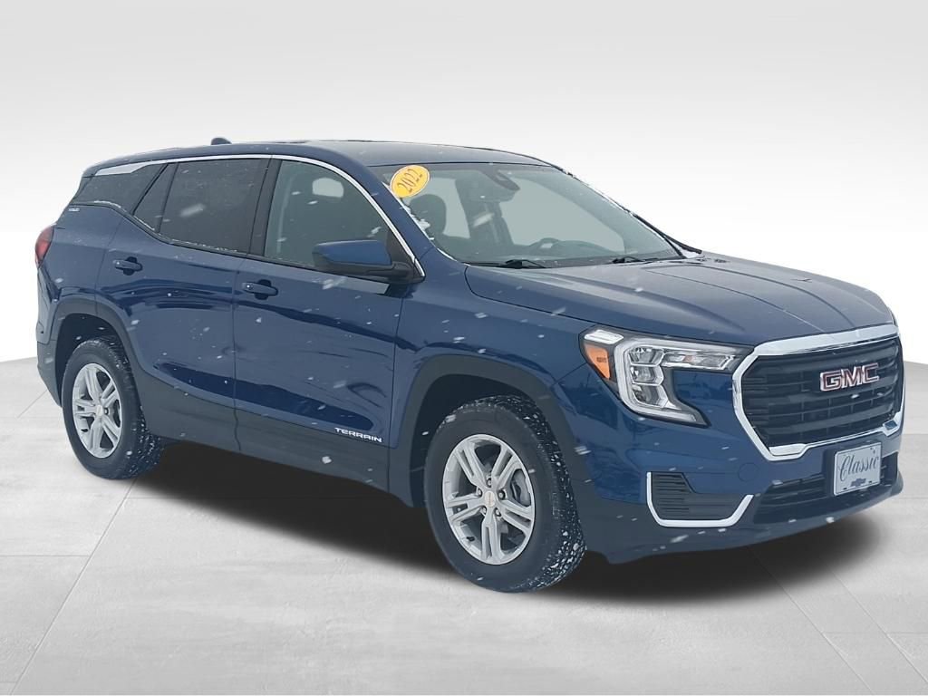 Used 2022 GMC Terrain SLE image 3