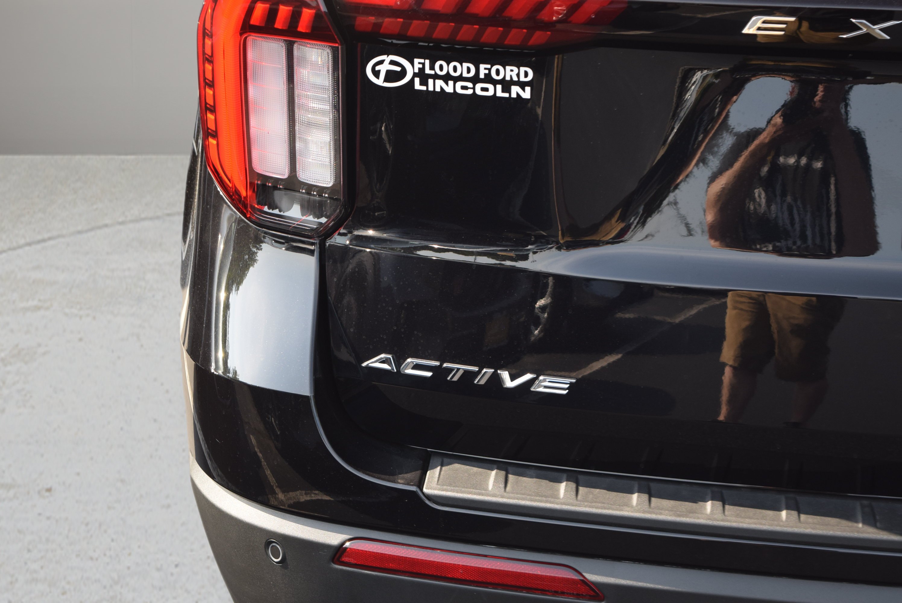 Used 2026 Ford Explorer Active w/ Active Comfort Package AWD/4WD image 6