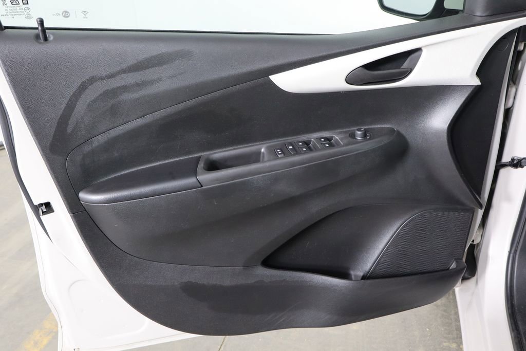 Used 2018 Chevrolet Spark LT image 19