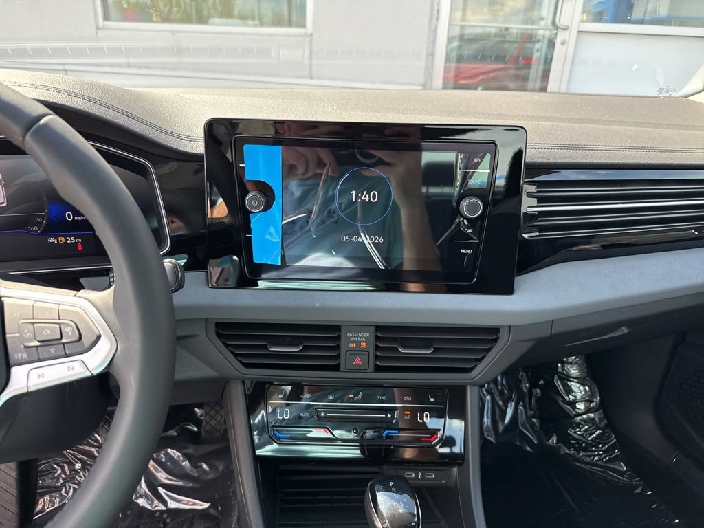 New 2026 Volkswagen Jetta SE FWD image 21