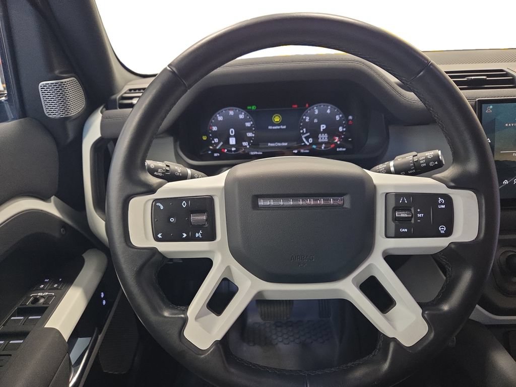 Used 2023 Land Rover Defender 130 SE AWD/4WD image 12
