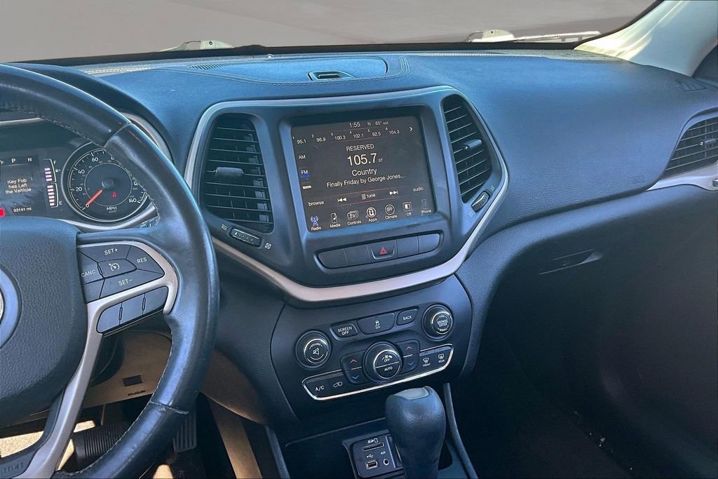 Used 2015 Jeep Cherokee Latitude w/ Comfort/Convenience Group image 9