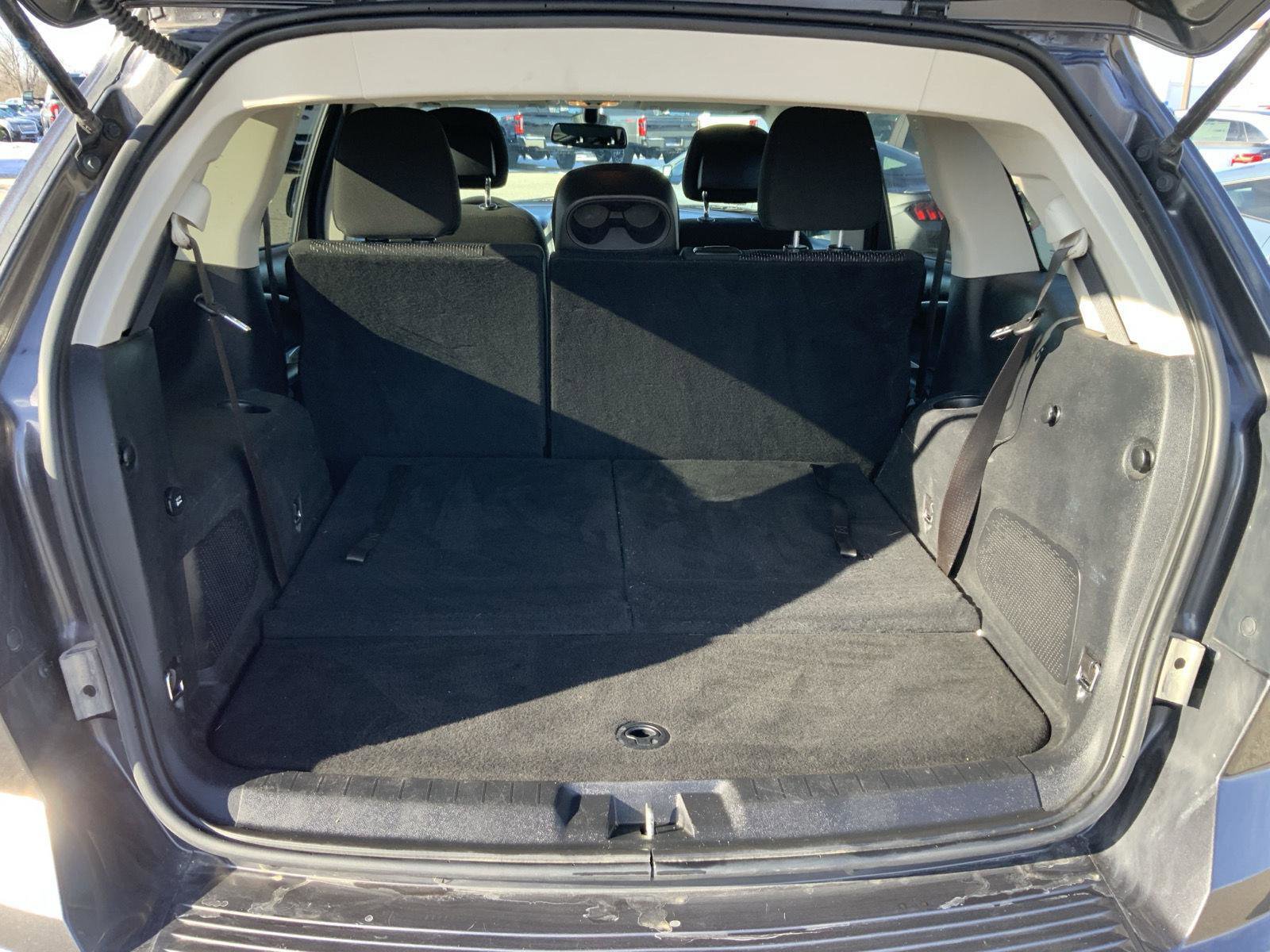 Used 2020 Dodge Journey SE w/ SE Popular Equipment Group image 9