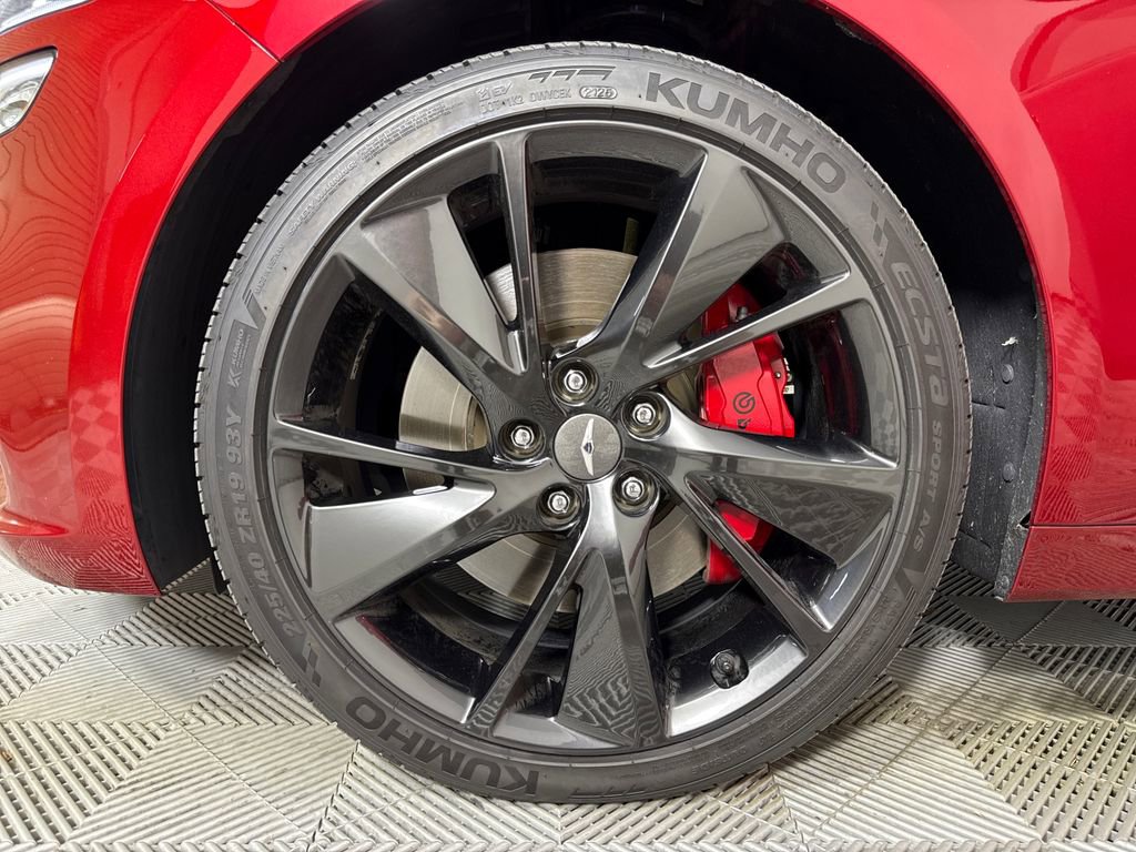 Used 2023 Genesis G70 3.3T w/ Sport Prestige Package RWD image 24